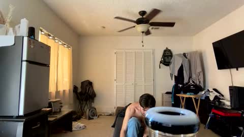 rubenzaragosa09 online show from May 14, 11:03 pm