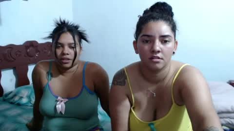 Snapshot of ruby_megan88 chatting on January 20, 9:43 pm ruby and megan online show from January 20, 9:43 pm
