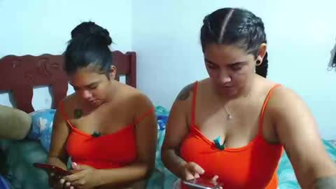 Snapshot of ruby_megan88 chatting on January 13, 11:17 pm ruby and megan online show from January 13, 11:17 pm