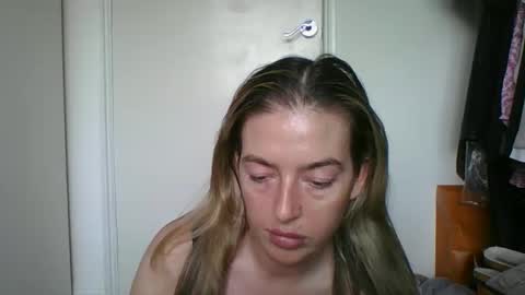 rubyredxxxoxxx online show from November 22, 12:03 pm