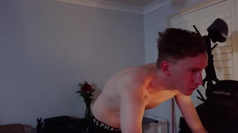 Snapshot of ruinandpreservation chatting on December 4, 11:24 am Ruinandpreservation online show from December 4, 11:24 am