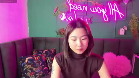 Runi online show from June 19, 1:33 am