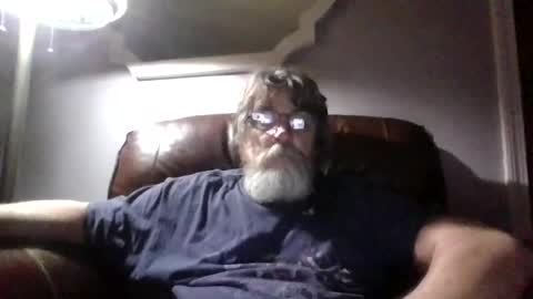 Snapshot of runningaround60 chatting on September 22, 2:04 am runningaround60 online show from September 22, 2:04 am