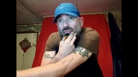 runyonpaso online show from April 6, 9:21 am