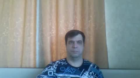 rusqadisx online show from February 6, 12:30 pm