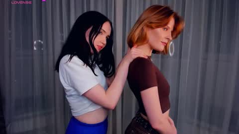 Snapshot of ruthakihn chatting on October 19, 4:33 pm Jessica Blondie Lannie Brunette online show from October 19, 4:33 pm