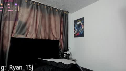 Snapshot of ryan15_ chatting on October 19, 1:49 pm Ryan 15 online show from October 19, 1:49 pm