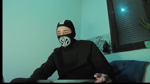 ryan_blake1 online show from March 17, 11:26 am