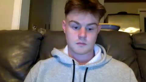 ryanhung_57 online show from February 13, 4:22 am