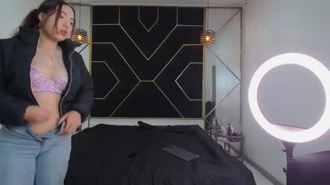 Snapshot of ryanpricee chatting on October 9, 3:23 am RyanPricee online show from October 9, 3:23 am