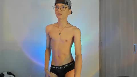 RYO BLEU online show from January 13, 2:30 am