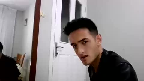 s2ici online show from October 18, 7:56 am