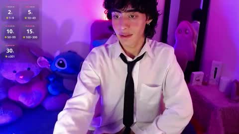Snapshot of saanti_foxs chatting on September 28, 3:26 am Santi online show from September 28, 3:26 am