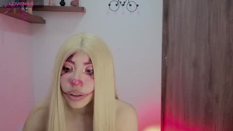 Snapshot of sabaha_ chatting on October 31, 2:45 am S A B A H A online show from October 31, 2:45 am