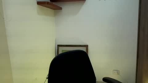 Snapshot of sabaha_ chatting on October 1, 12:21 am S A B A H A online show from October 1, 12:21 am