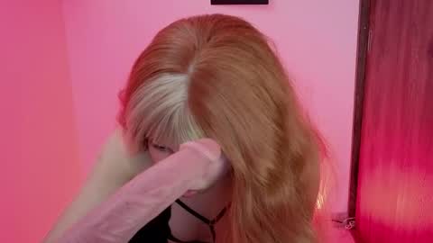 Snapshot of sabaha_ chatting on October 16, 12:32 am S A B A H A online show from October 16, 12:32 am