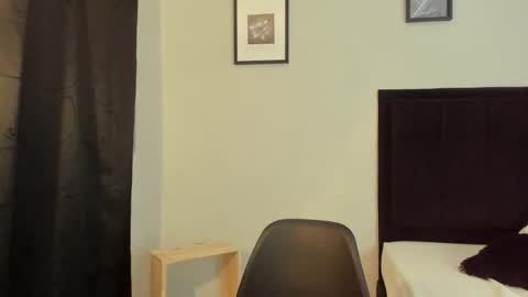           online show from October 24, 7:03 pm