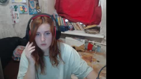 Snapshot of sabochka888 chatting on March 10, 7:44 am sabochka888 online show from March 10, 7:44 am
