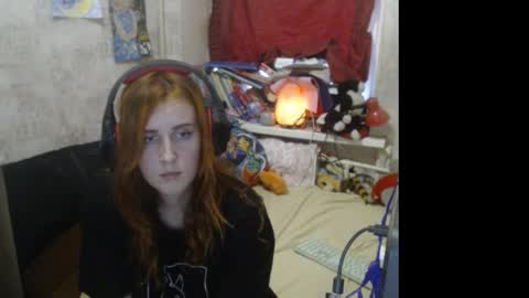 Snapshot of sabochka888 chatting on February 6, 1:32 pm sabochka888 online show from February 6, 1:32 pm
