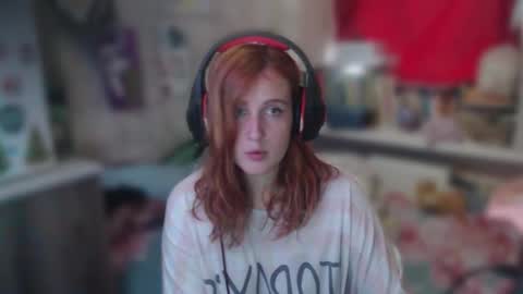 Snapshot of sabochka888 chatting on September 15, 7:21 am sabochka888 online show from September 15, 7:21 am