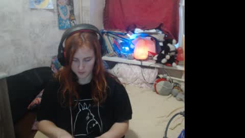 Snapshot of sabochka888 chatting on February 7, 6:56 am sabochka888 online show from February 7, 6:56 am