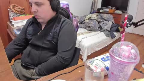 1141323  my Lord Mister Max   moms treasure online show from January 24, 12:52 pm