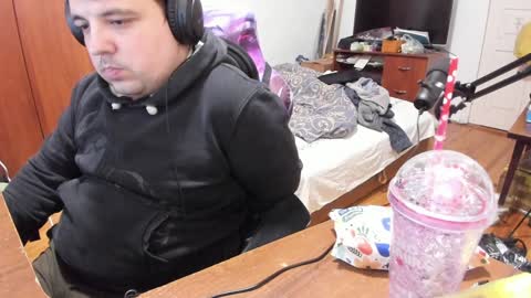 1141323  my Lord Mister Max   moms treasure online show from January 26, 11:39 pm