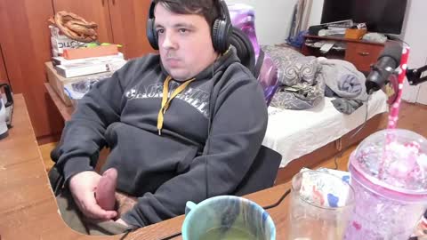 1141323  my Lord Mister Max   moms treasure online show from January 21, 12:29 pm