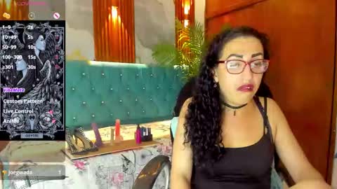 SABRINA online show from December 15, 8:38 pm