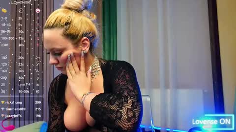 SabrinaJade online show from February 26, 5:21 pm