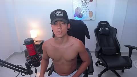 saenz_hotx online show from January 16, 6:39 pm