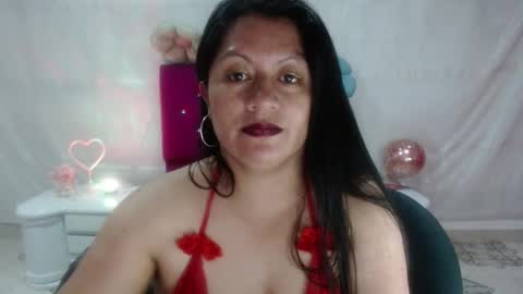 Snapshot of saharajonson chatting on October 12, 6:06 am saharajonson online show from October 12, 6:06 am