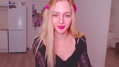 Sofia online show from February 9, 3:32 am