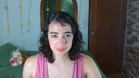 Snapshot of sajecrismaa chatting on October 12, 11:39 pm crisma online show from October 12, 11:39 pm