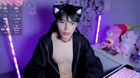 Kitty     online show from May 11, 4:04 pm