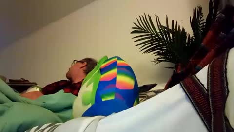 Snapshot of salis1981 chatting on January 19, 1:53 am salis1981 online show from January 19, 1:53 am