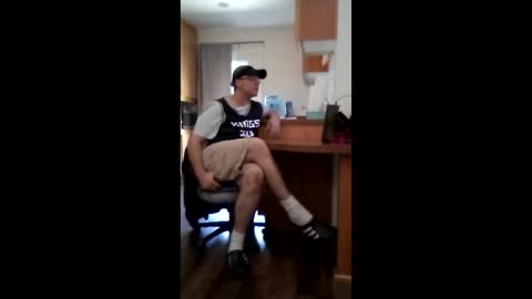 salis1981 online show from April 18, 7:58 pm