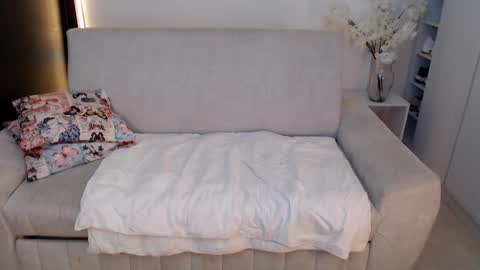 Snapshot of salome_010 chatting on September 16, 2:42 pm Salome online show from September 16, 2:42 pm