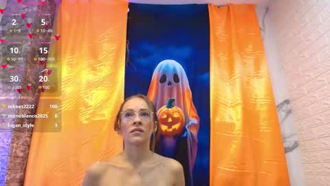 Snapshot of salome_cruxx chatting on October 18, 12:31 pm salome_cruxx online show from October 18, 12:31 pm