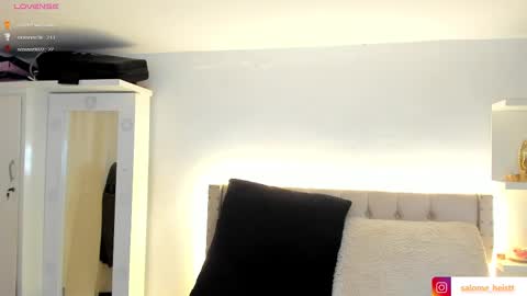 sara online show from February 11, 3:29 pm