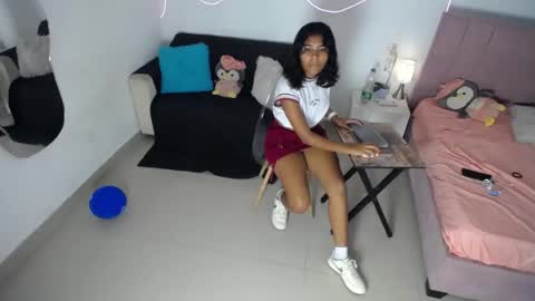 salome_horny3 online show from July 19, 2:08 pm