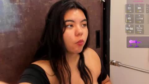 Snapshot of salomee_bigboobs chatting on September 22, 4:27 am Salome online show from September 22, 4:27 am