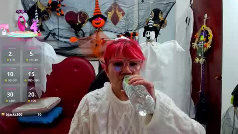 Snapshot of salomee_diazz chatting on October 16, 9:35 pm Salomee diazz online show from October 16, 9:35 pm