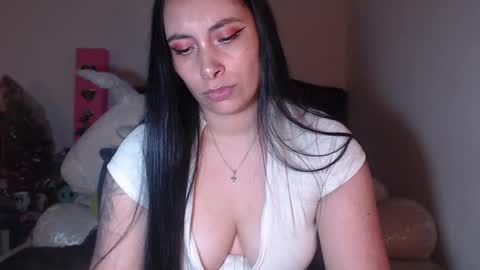 yenny online show from February 27, 7:19 am