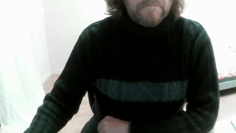 Snapshot of saltimbanquier chatting on March 10, 12:49 pm Saltimbanquier  Salt  ou  Banquier  online show from March 10, 12:49 pm