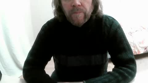 Snapshot of saltimbanquier chatting on March 3, 9:22 am Saltimbanquier  Salt  ou  Banquier  online show from March 3, 9:22 am