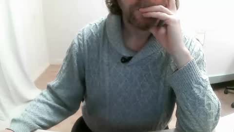 Snapshot of saltimbanquier chatting on December 10, 6:54 am Saltimbanquier  Salt  ou  Banquier  online show from December 10, 6:54 am