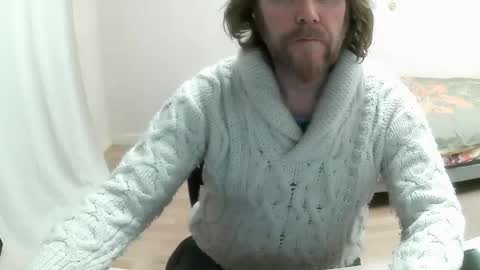 Snapshot of saltimbanquier chatting on February 14, 10:17 am Saltimbanquier  Salt  ou  Banquier  online show from February 14, 10:17 am