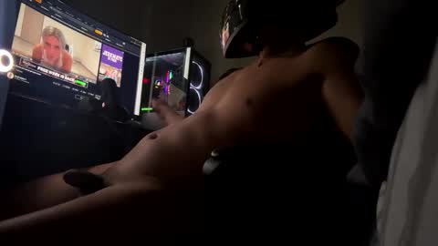 salvadorianking online show from October 27, 8:42 pm