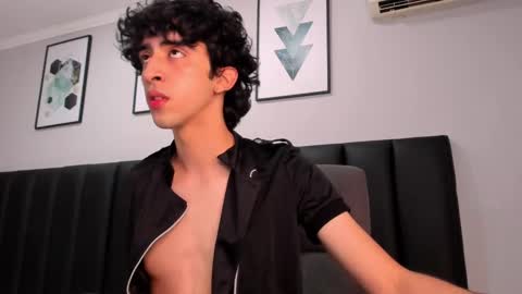 salvatore  online show from February 13, 6:05 pm